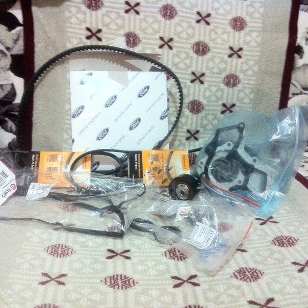 Замена ремня ГРМ и помпы — Ford Fusion, 1,6 л, 2006 года | визит на ...