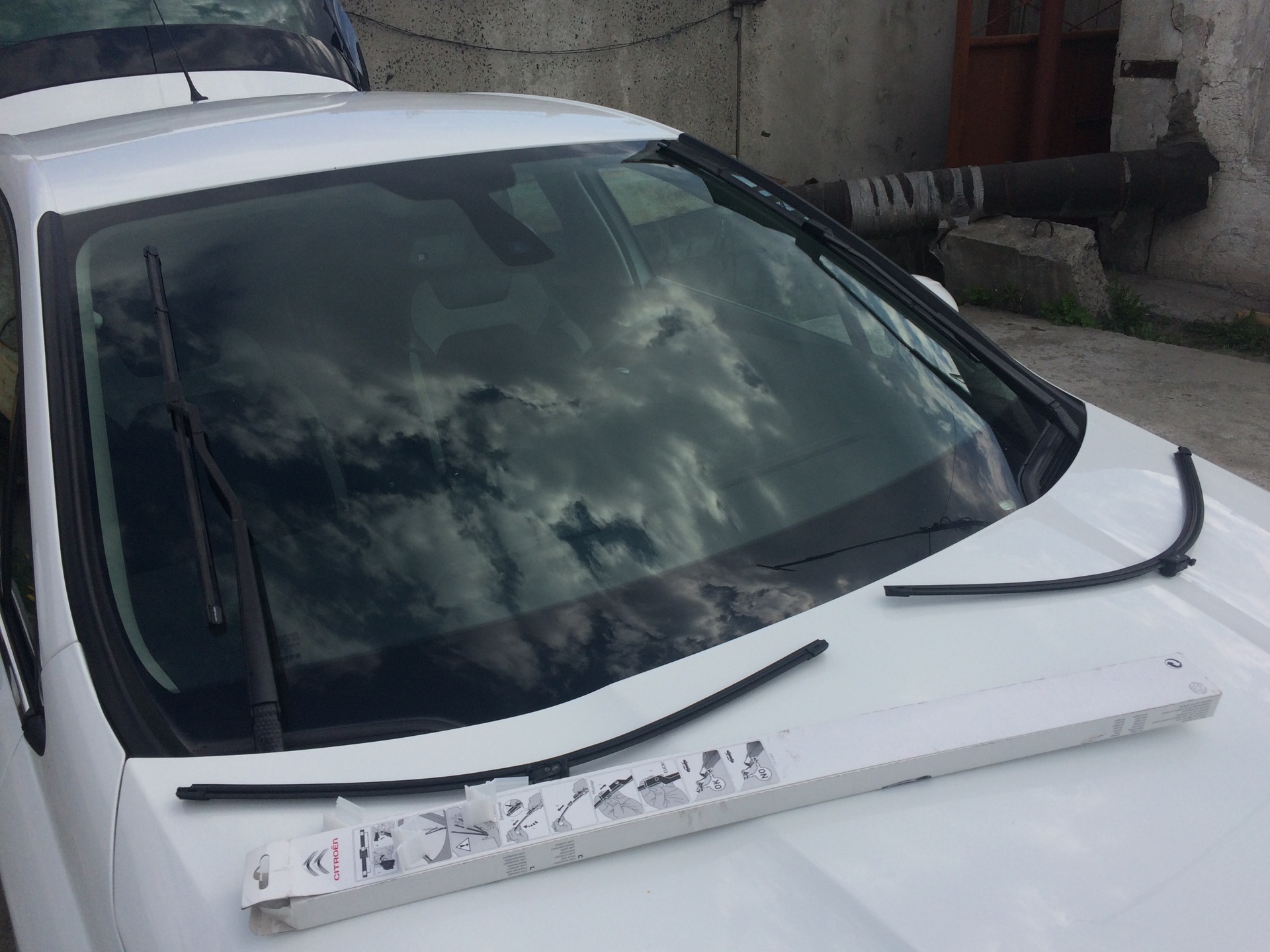 Дворники — Citroen C4 (2G), 1,6 л, 2012 года | аксессуары | DRIVE2