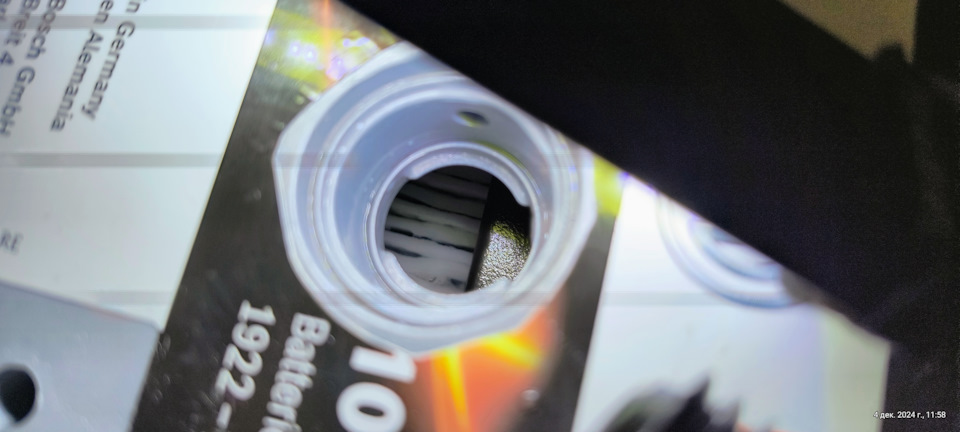 Картина уже по лучше маты почти в водичке, думаю ещё впитаются — Mercedes-Benz E-Class Estate (S211)