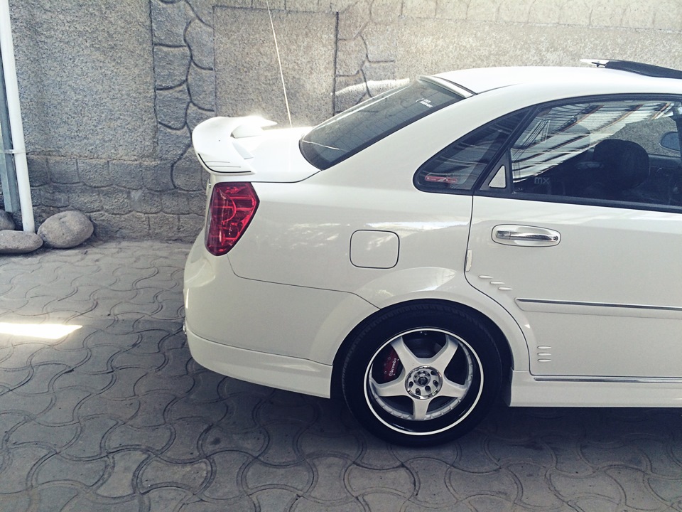 Lacetti Optra 2008 Tuning белая