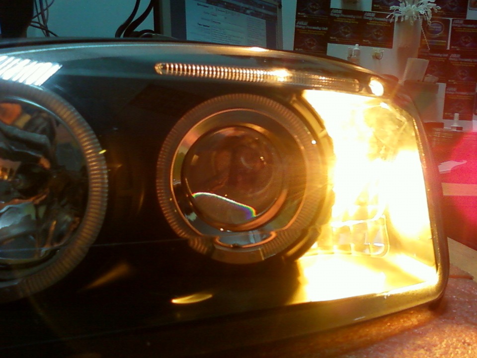 она забивает всю тему, но её 100% видно — Ford Mondeo III