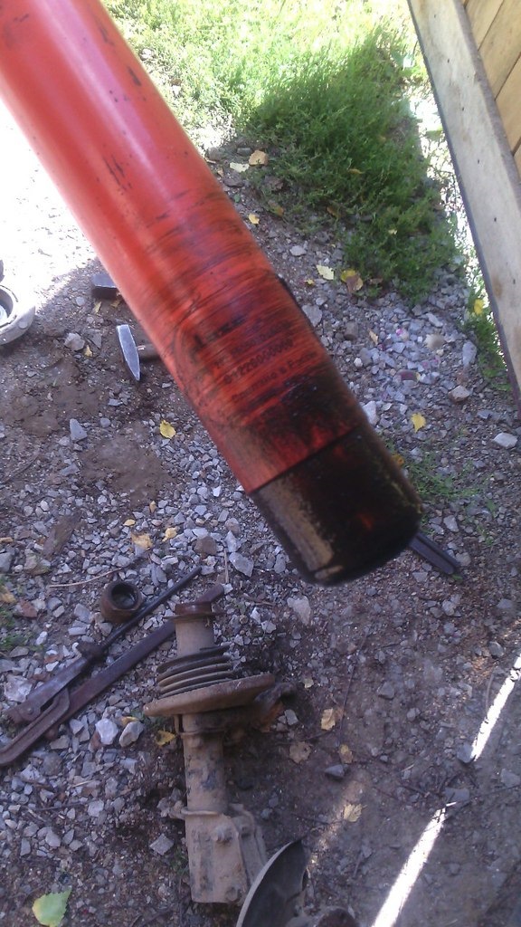 Новые пружинки и амортизаторы — Москвич Святогор, 2 л, 1998 года ...