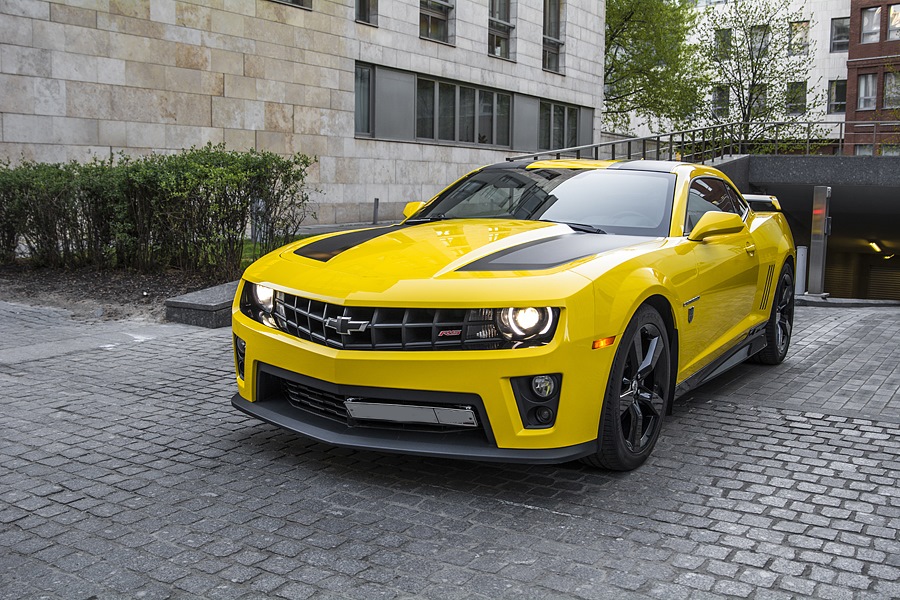 Chevrolet Camaro 2021 Бамблби