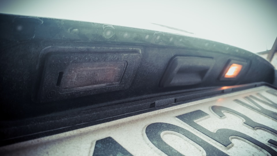 aa85e26s 960 замена плафона подсветки номера