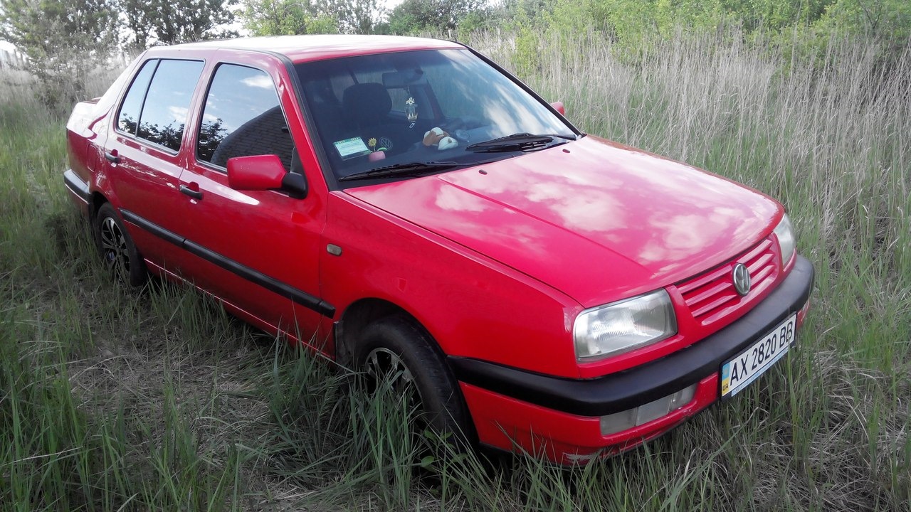 Volkswagen Vento 1.8 бензиновый 1997 | Red rabbit :) на DRIVE2