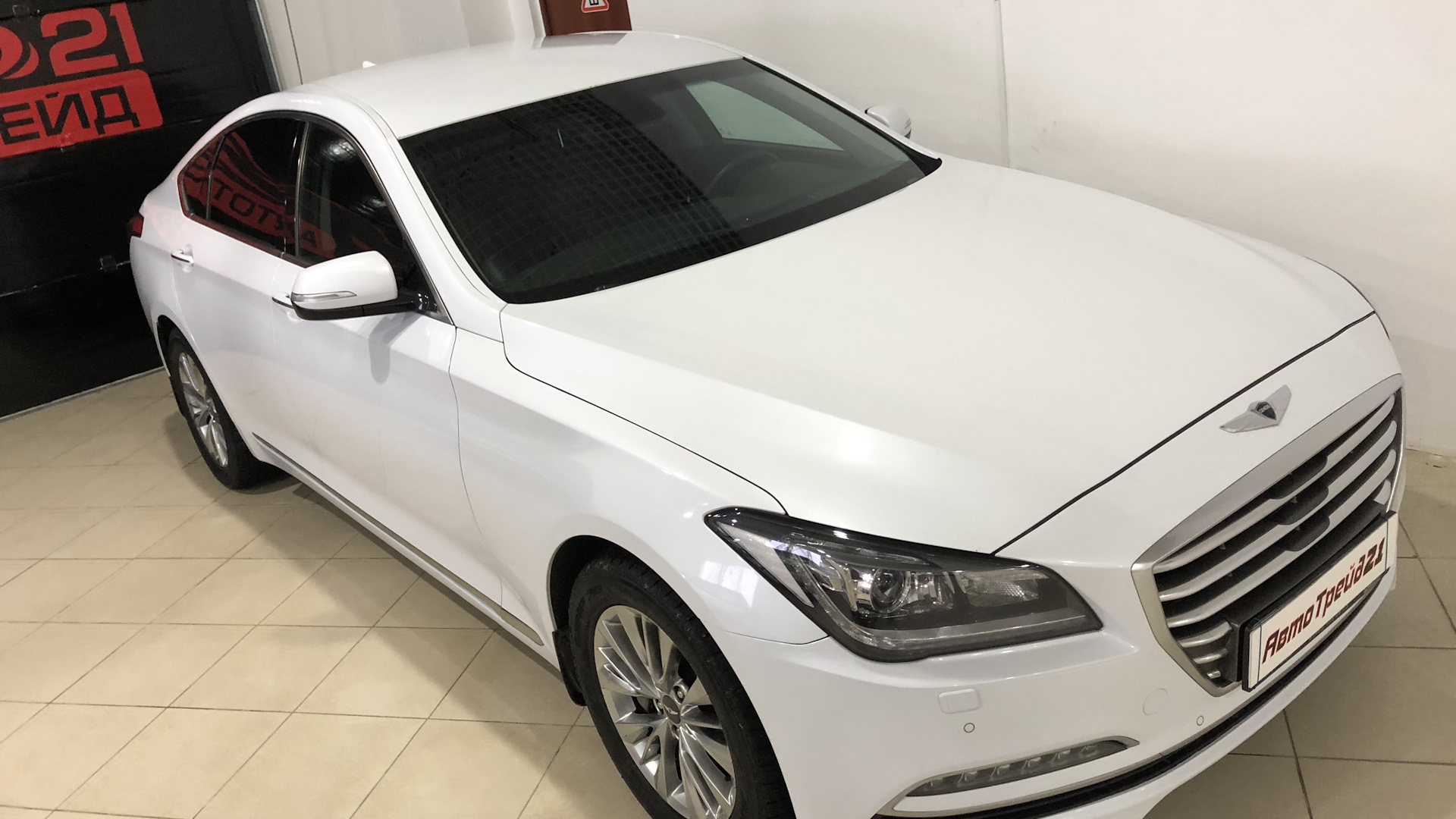 Hyundai Genesis (2G) 3.0 бензиновый 2014 | Белая машинка) на DRIVE2