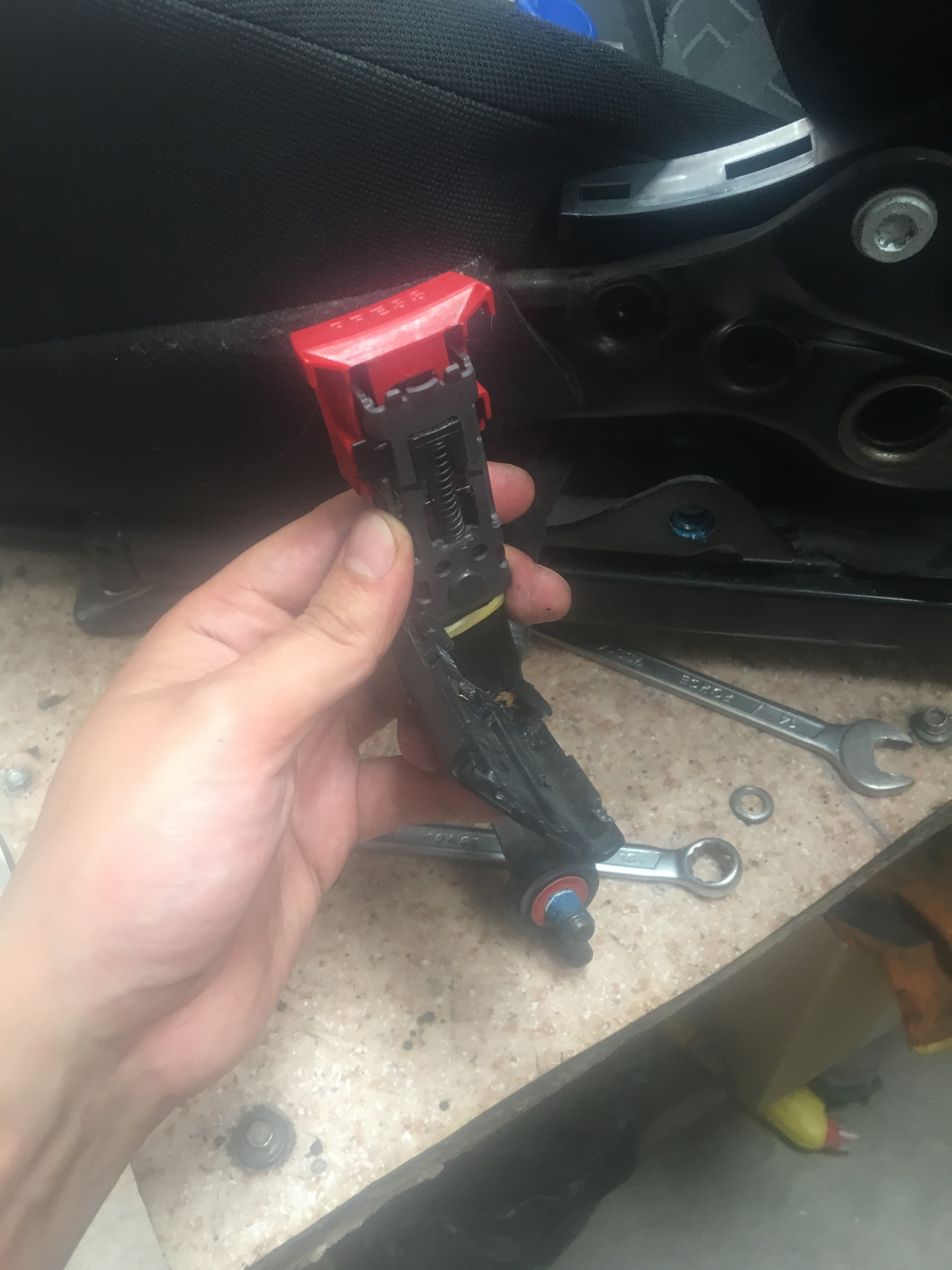 Ремень безопастности — KIA Ceed (2G), 1,6 л., 2013 года | своими руками ...