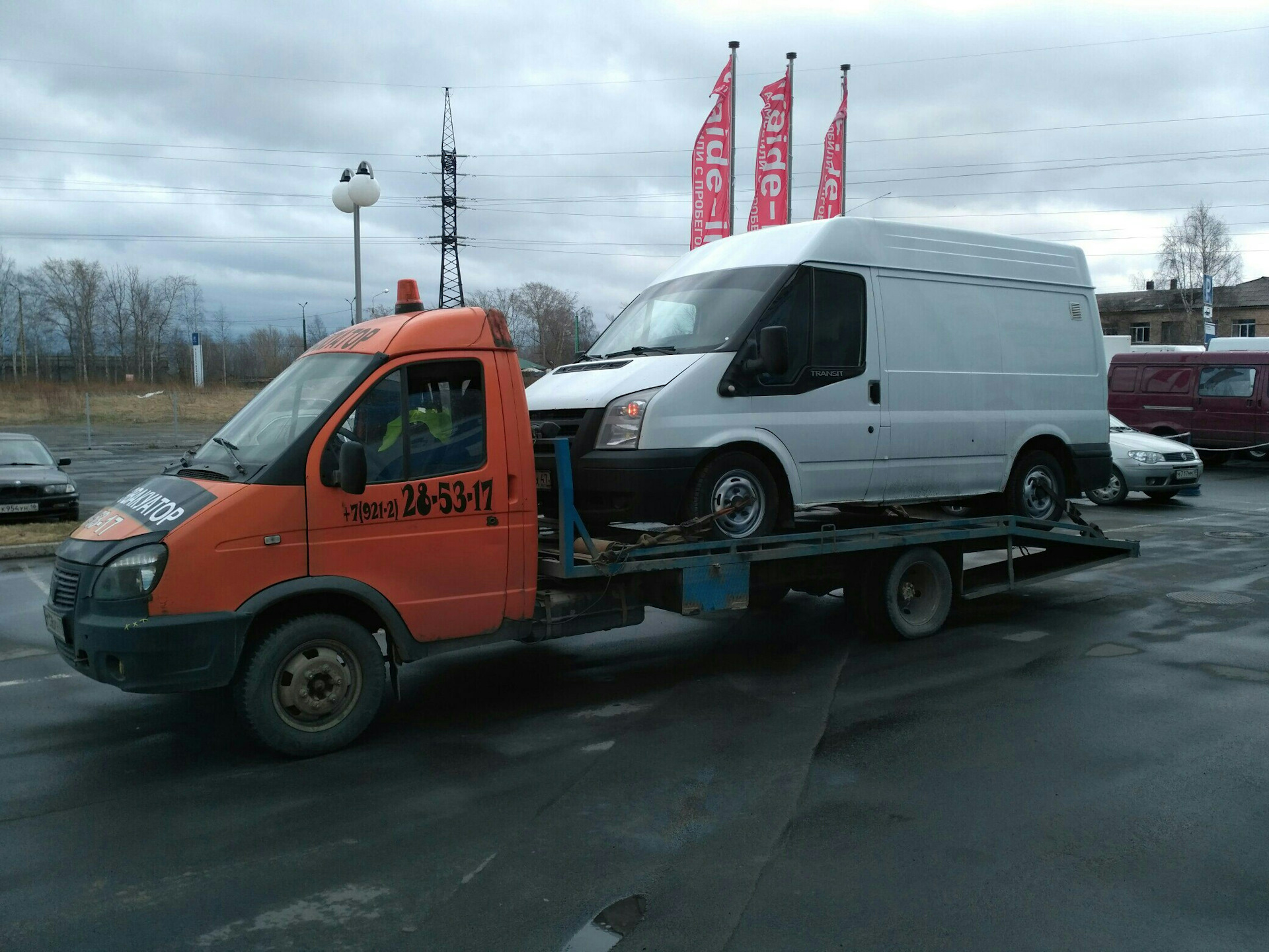 Эвакуатор Петрозаводск. Эвакуатор до 3,5 тонн. Эвакуатор из Петрозаводска в Архангельске. Зелибоба Петрозаводск эвакуатор.