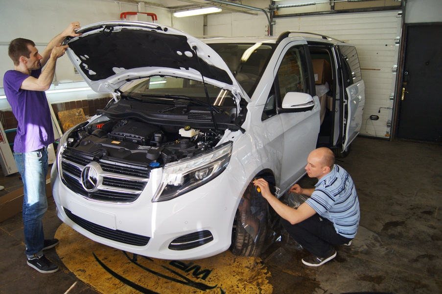 Оклейка переда Mercedes Viano 2017 защитной пленкой Suntek PPF ...