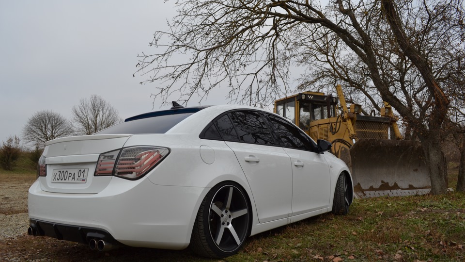 chevrolet cruze валит черный дым