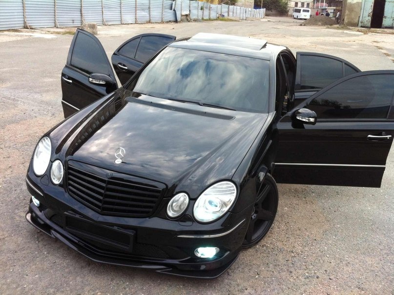 Mercedes Benz e class w215