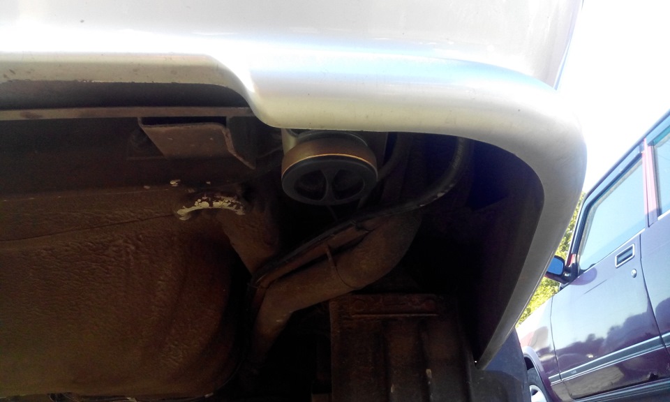 Благодаря новой власти теперь запаска в уже в багажнике! А не на своём ...