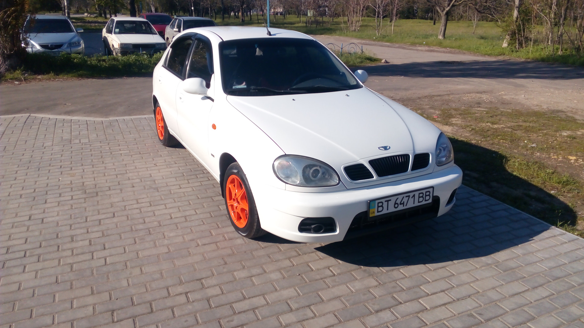 Daewoo lanos такси белый