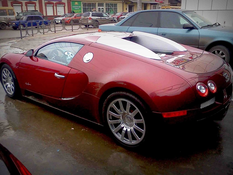 Bugatti Veyron 2002