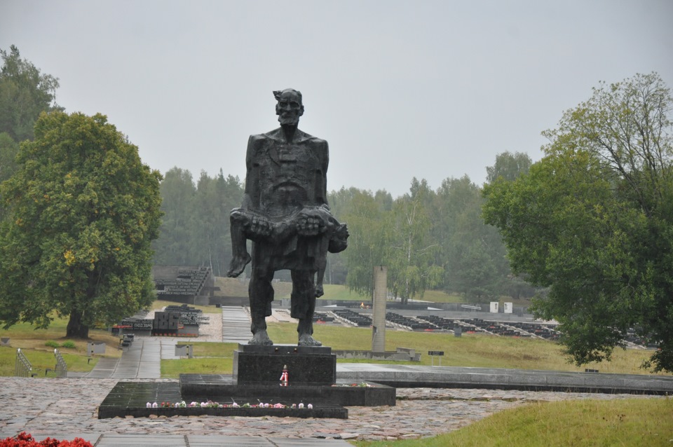 Фото хатыни во время войны