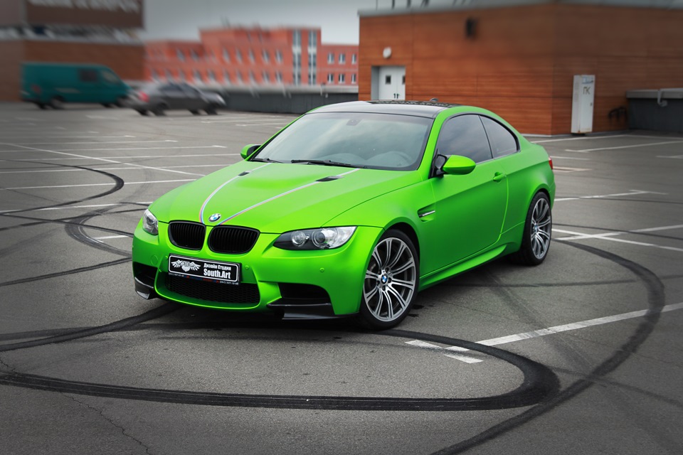 Зеленая м5. BMW m3 Green. BMW e92 Green. BMW m3 изумруд. BMW 3 e92 Coupe зеленая.