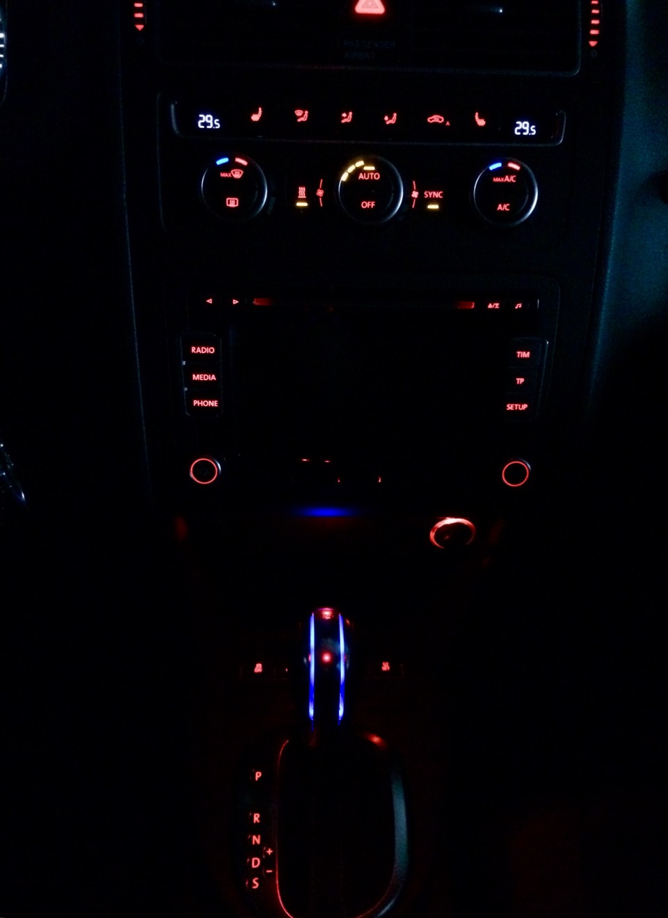 Фото в бортжурнале Volkswagen Touran (1G)