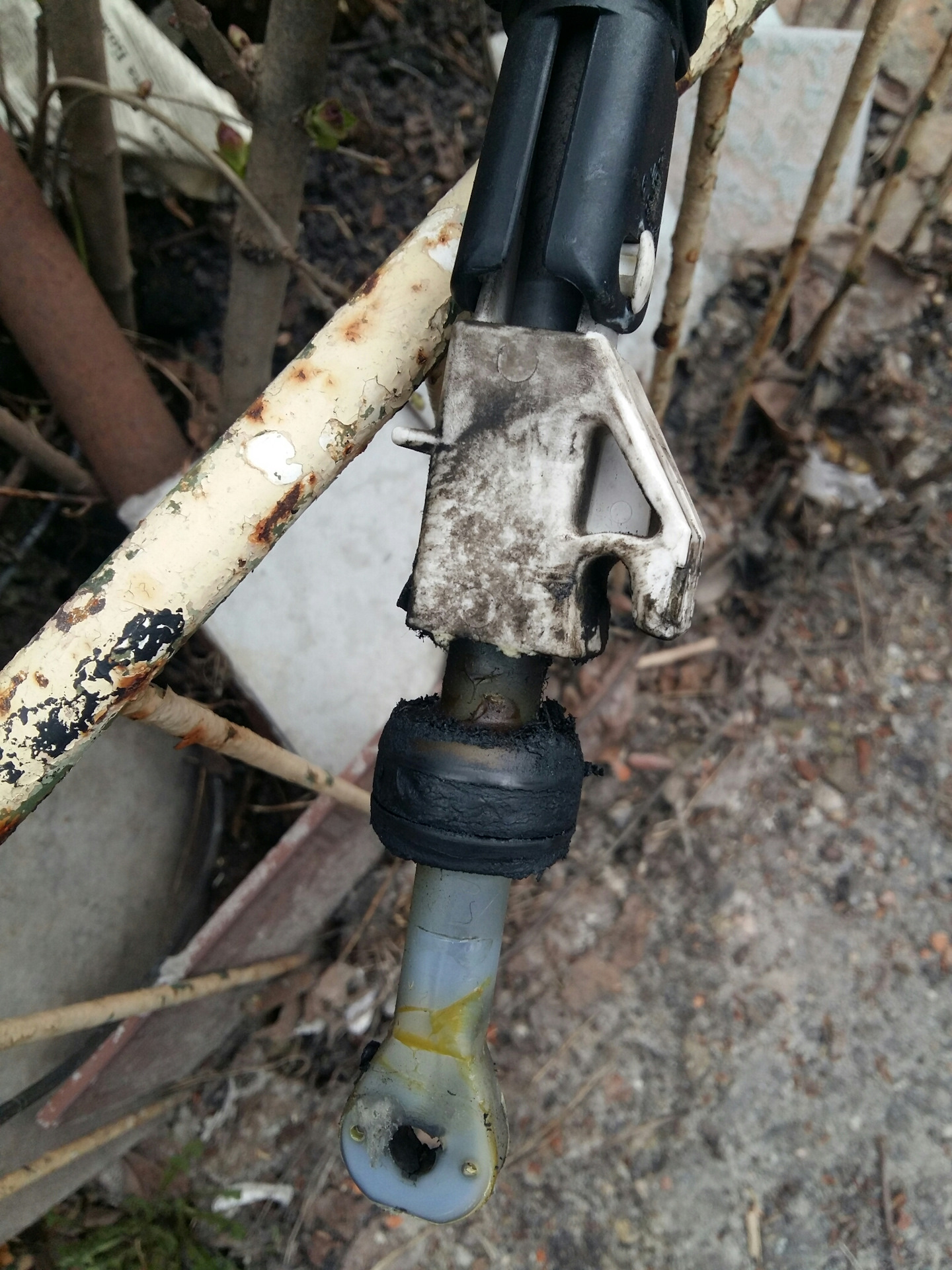 Замена уплотнительного кольца кулисы кпп — Chevrolet Lacetti Sedan, 1,8 ...