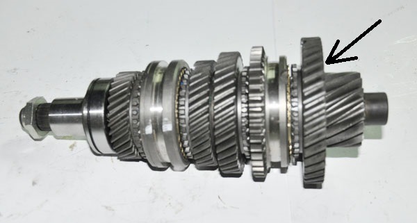 Сборка КПП. Часть 3. Установка 3й, 4й передачи на вторичный вал. - Lada 21102, 1