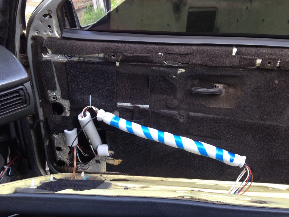 Клавиши стеклоподъемников — Lada 2113, 1,6 л, 2008 года | электроника ...