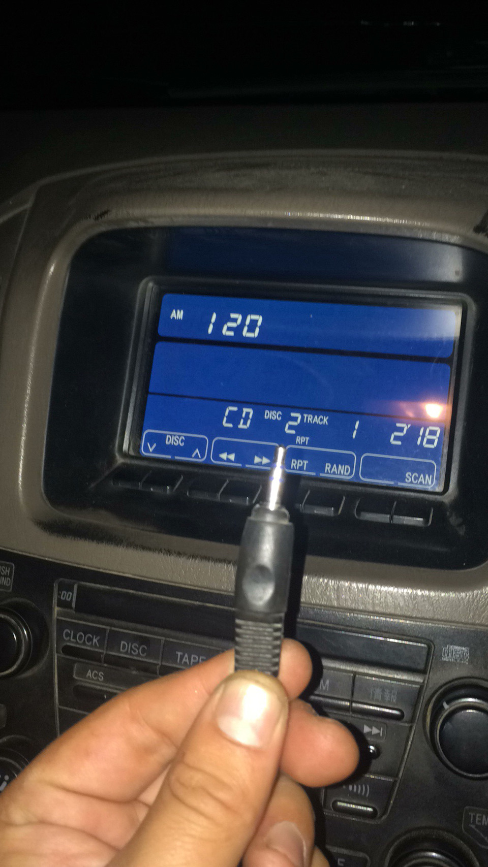 Аукс вместо сд чейнжера — Toyota Harrier (1G), 3 л, 1998 года ...