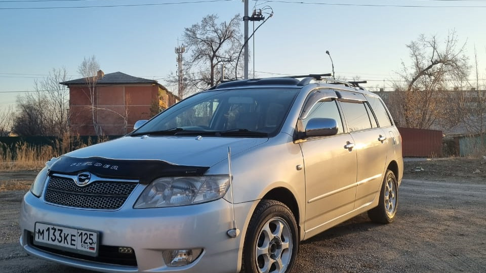 Toyota Corolla Fielder 2004