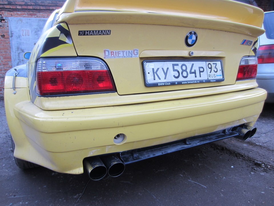 Раздвоенный выхлоп на bmw e36