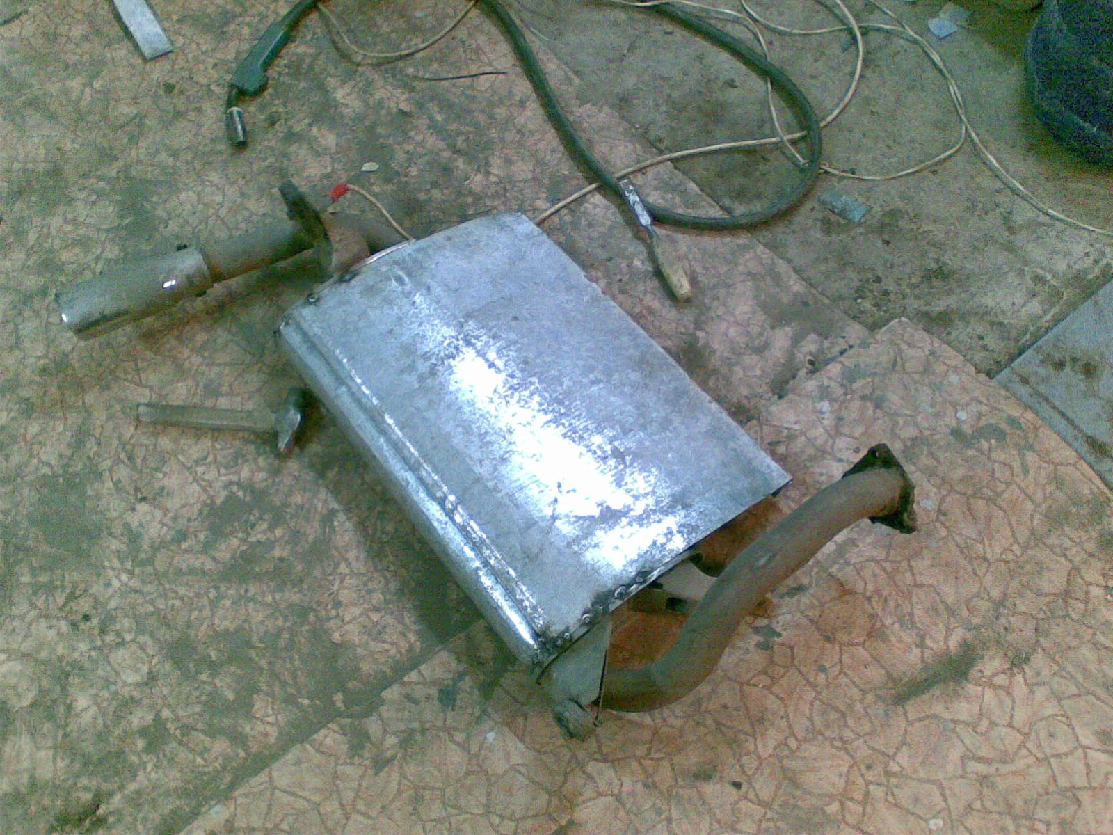 Драйв 2 глушитель. Глушитель на снегоход своими руками. Драйв 2 глушитель. Глушитель из нержавейки ваз 2112. Раздвоение глушителя.