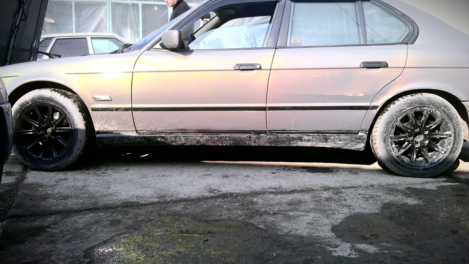 Покраска в хамелеон Mipa — BMW 5 series (E34), 4,4 л, 1993 года ...