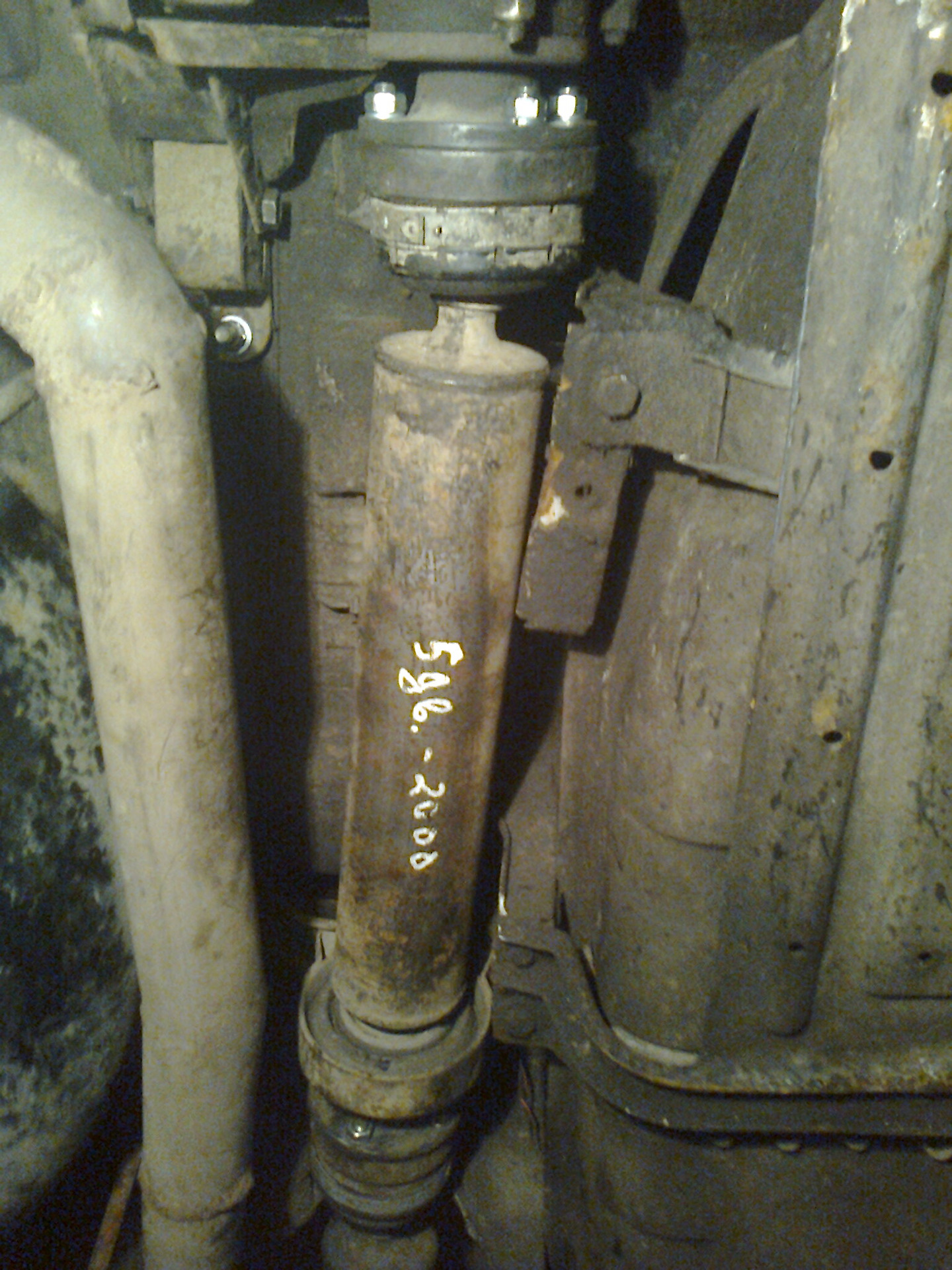 УБИРАЕМ ЗАДНИЙ ПРИВОД НА ВАЗ 2120 НАДЕЖДА (ЧАСТЬ 3) — Lada 2120 Надежда ...