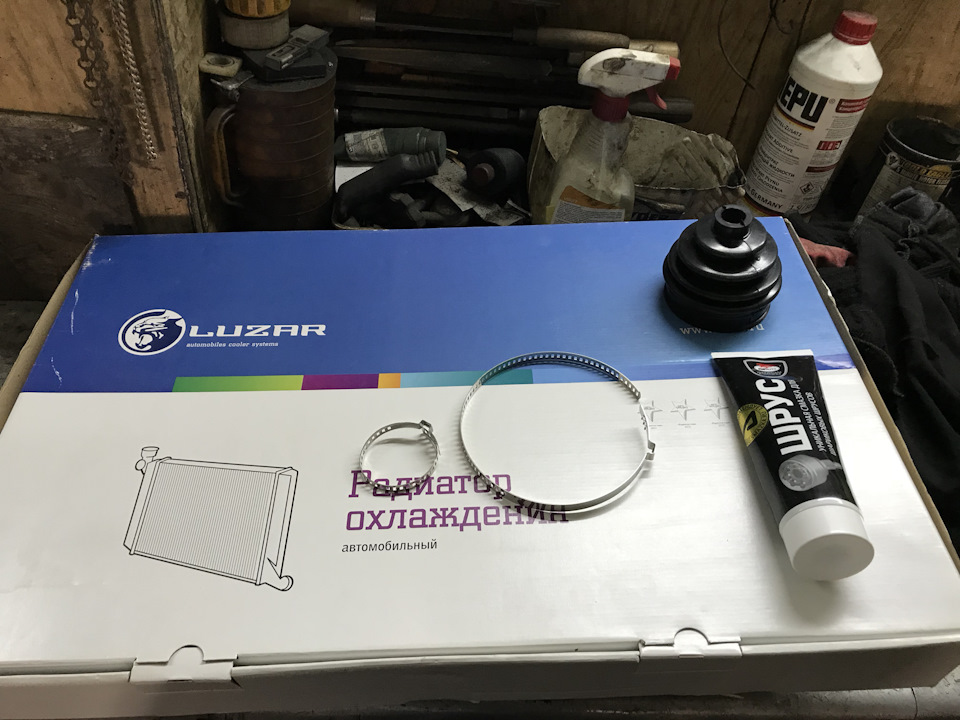 потек радиатор — Lada Приора седан, 1,6 л, 2009 года | поломка | DRIVE2