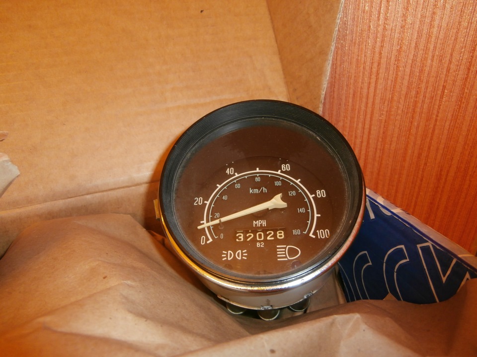 Очередные ништяки: спидометр в милях — Lada 2105, 1,5 л, 1993 года ...