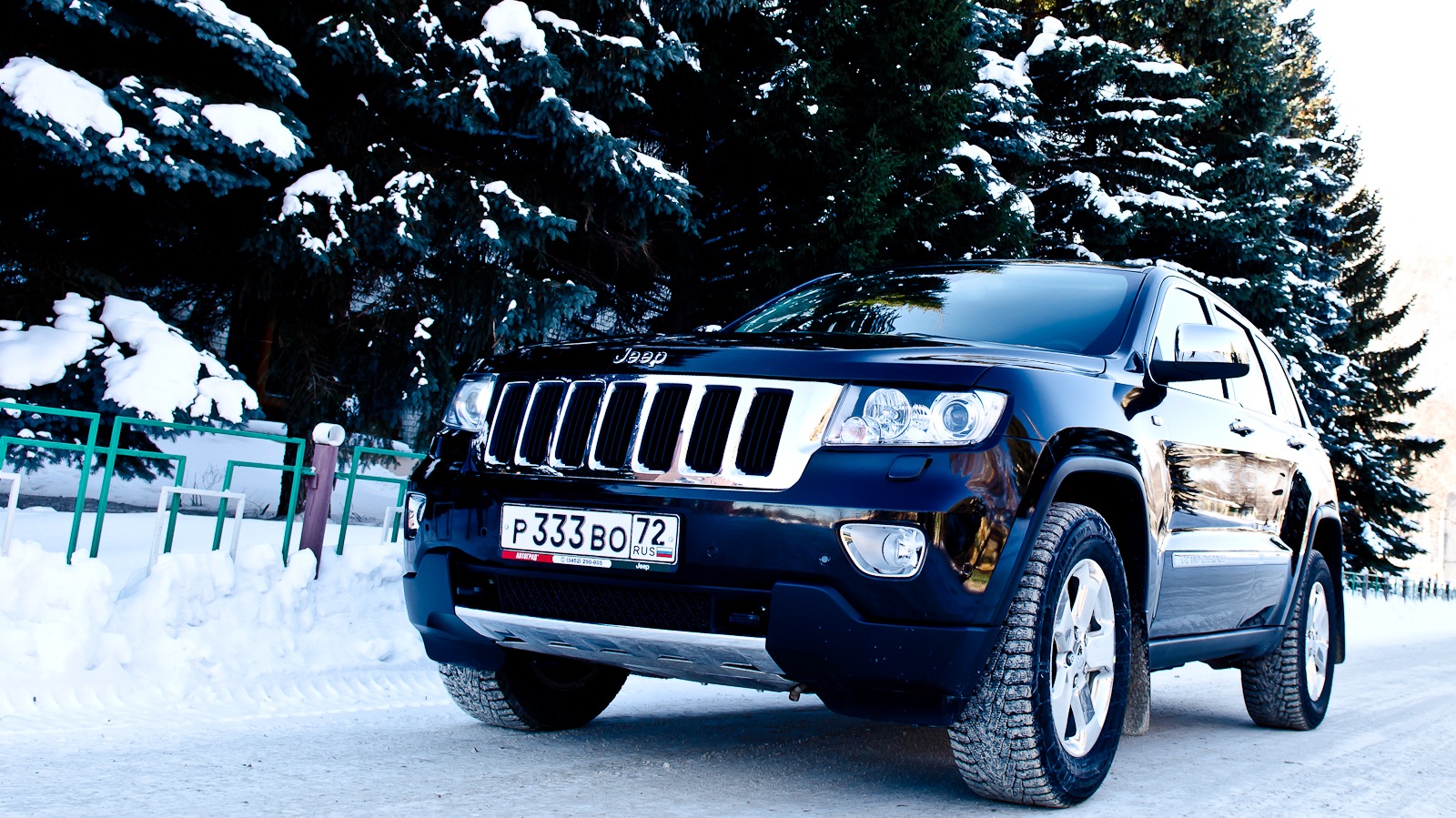 Зимний внедорожник. Гранд чирок машина джип. Jeep чирок 1969. Чирок машина 2. Jeep Grand Cherokee 3.0 at по снегу.