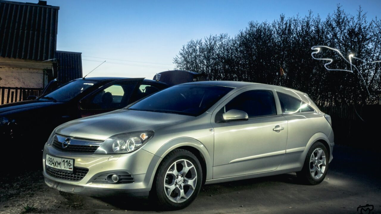 Opel Astra H GTC 1.6 бензиновый 2008 | на DRIVE2