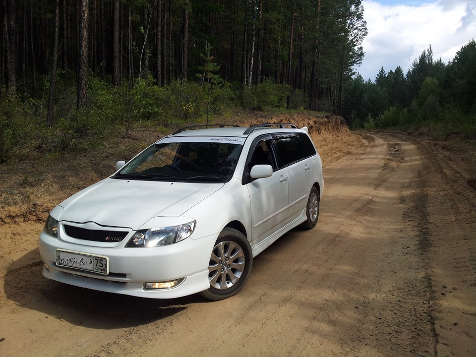 Toyota Corolla Fielder 120 2005