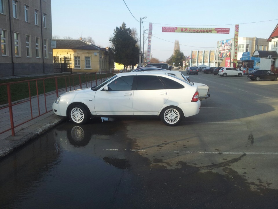 Задние стойки приора хэтчбек