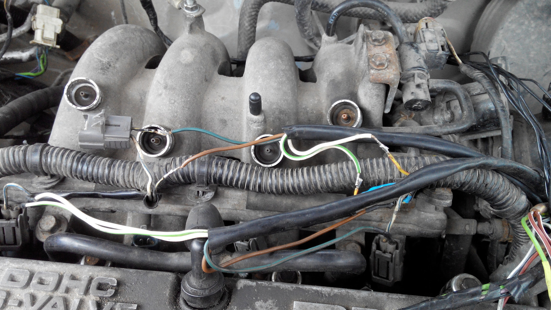 Замена эмулятора форсунок — Mazda 626 V, 1,8 л., 1998 года | своими ...