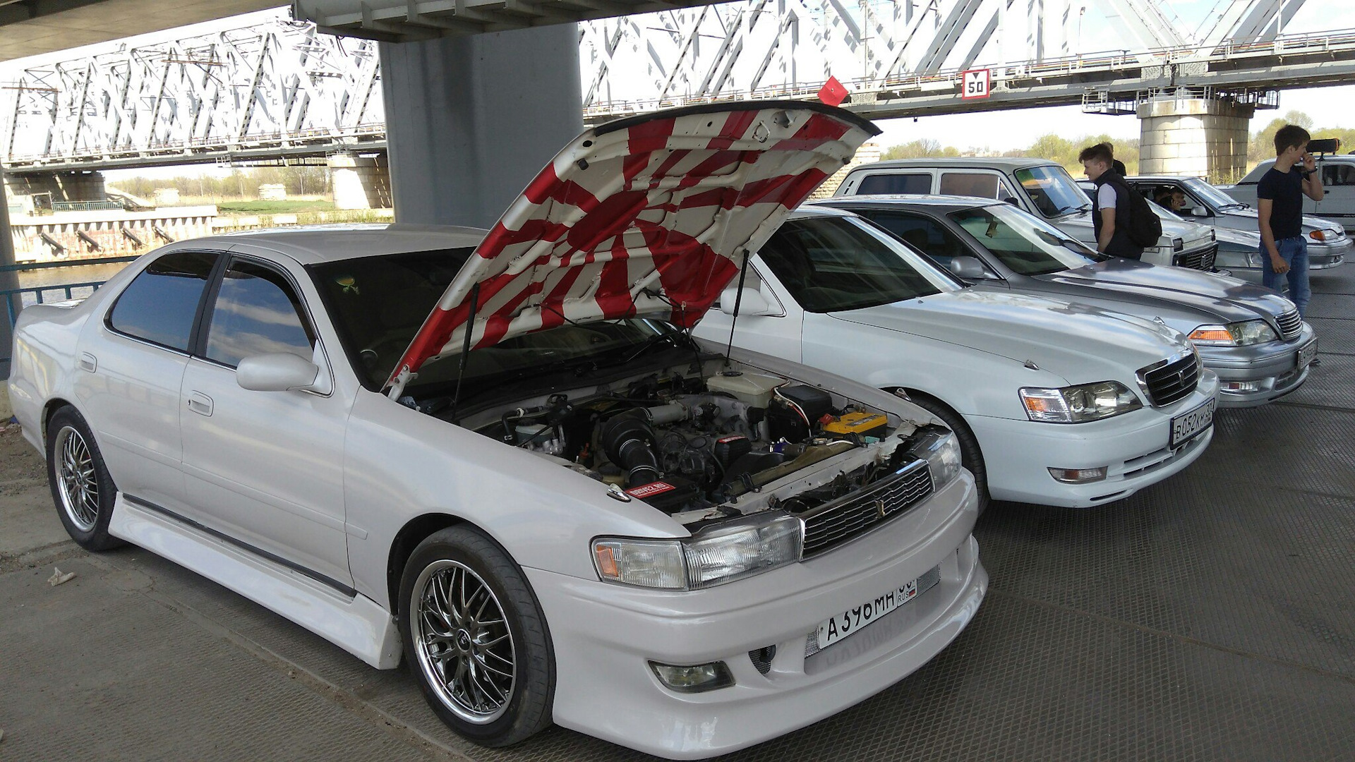 Toyota Cresta 90 JDM