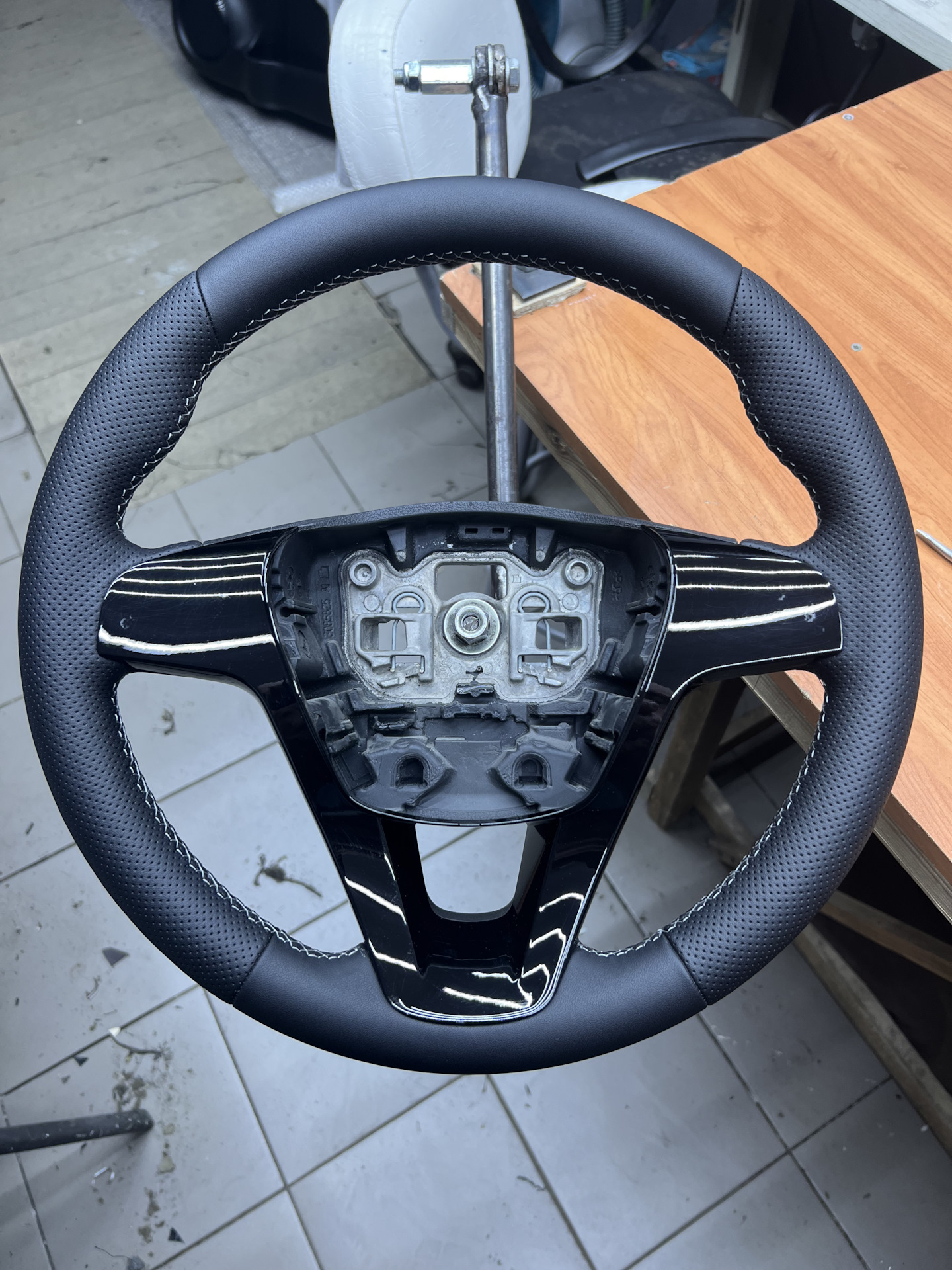 Руль на Весту — Lada Vesta (1G), 1,6 л, 2016 года | тюнинг | DRIVE2