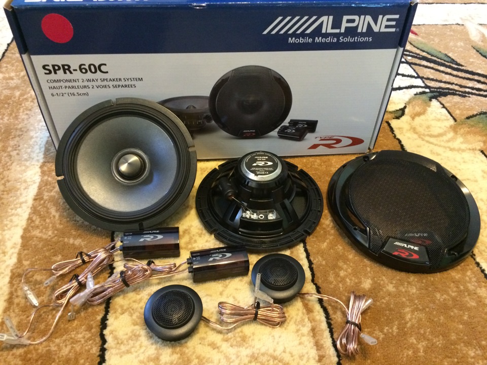 Музыка на компонентах Alpine — Lada Приора хэтчбек, 1,6 л, 2014 года ...