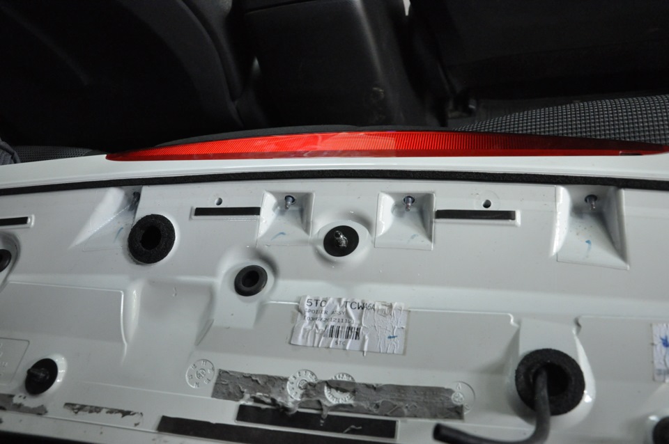 какснять спойлер на hyundai i30 какснять спойлер на hyundai i30