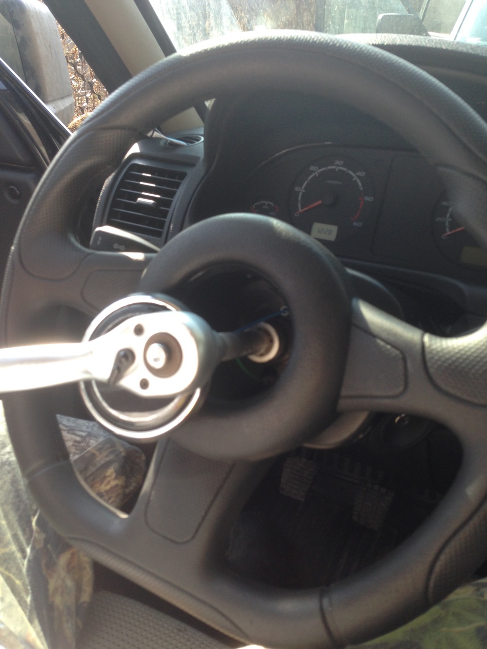 Установил новый руль! — УАЗ Pickup, 2,8 л, 2012 года | тюнинг | DRIVE2