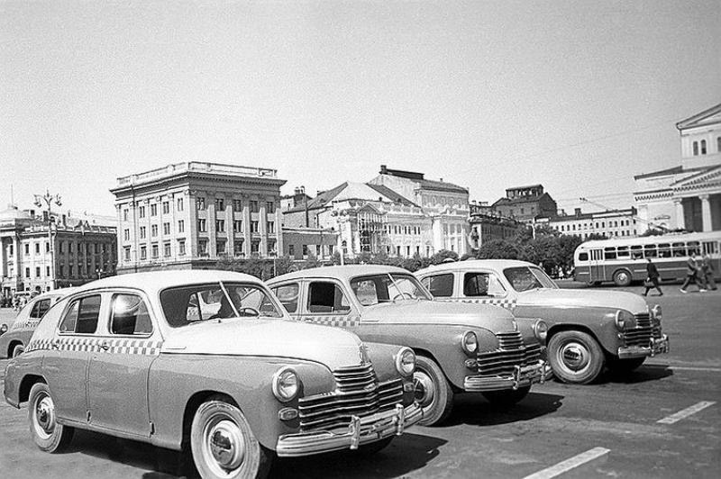Старый таксопарк. ГАЗ-М-20 «победа». ГАЗ М 20 победа 1949. Таксомоторный парк СССР. ГАЗ м20 такси Москва.