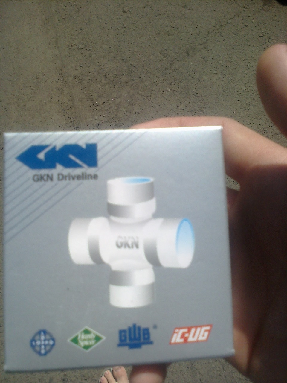 дыра в глушителе, крестовина и снова развал — Lada 2106, 1,6 л, 1988 ...