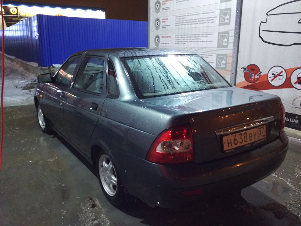 Убежал тосол. Новая мойка. — Lada Приора седан, 1,6 л, 2010 года ...
