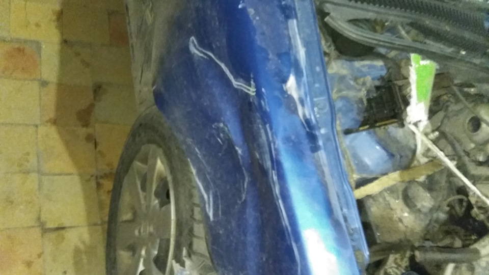 Индикатор уровня жидкости в бачке омывателя — KIA Rio 5-door (2G), 1,4 ...