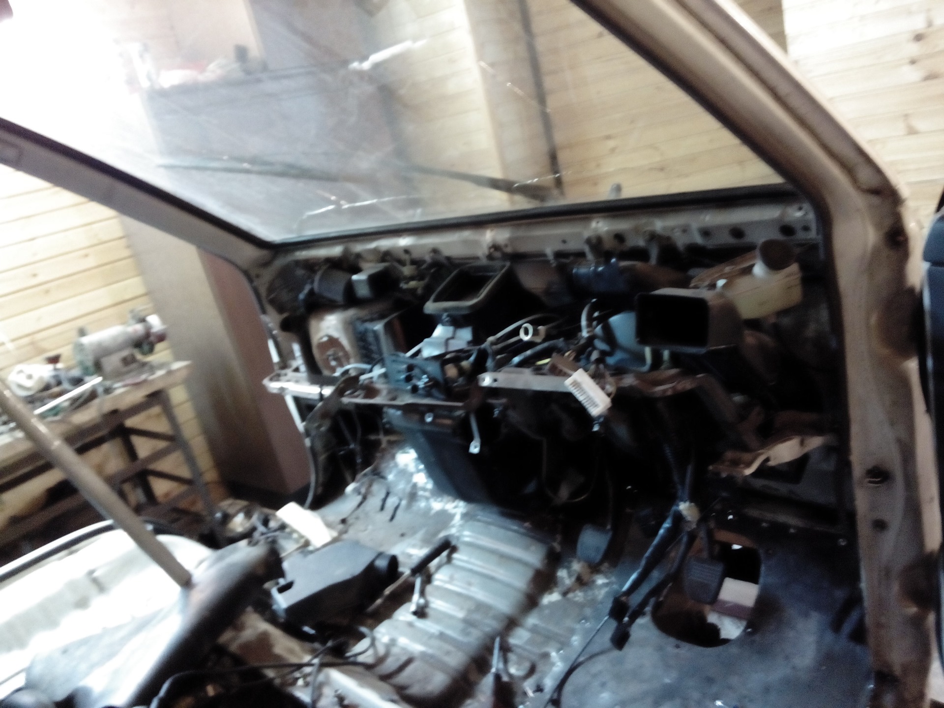 Снятие приборной панели (торпедо) — Toyota Lite Ace, 1,5 л, 1990 года ...