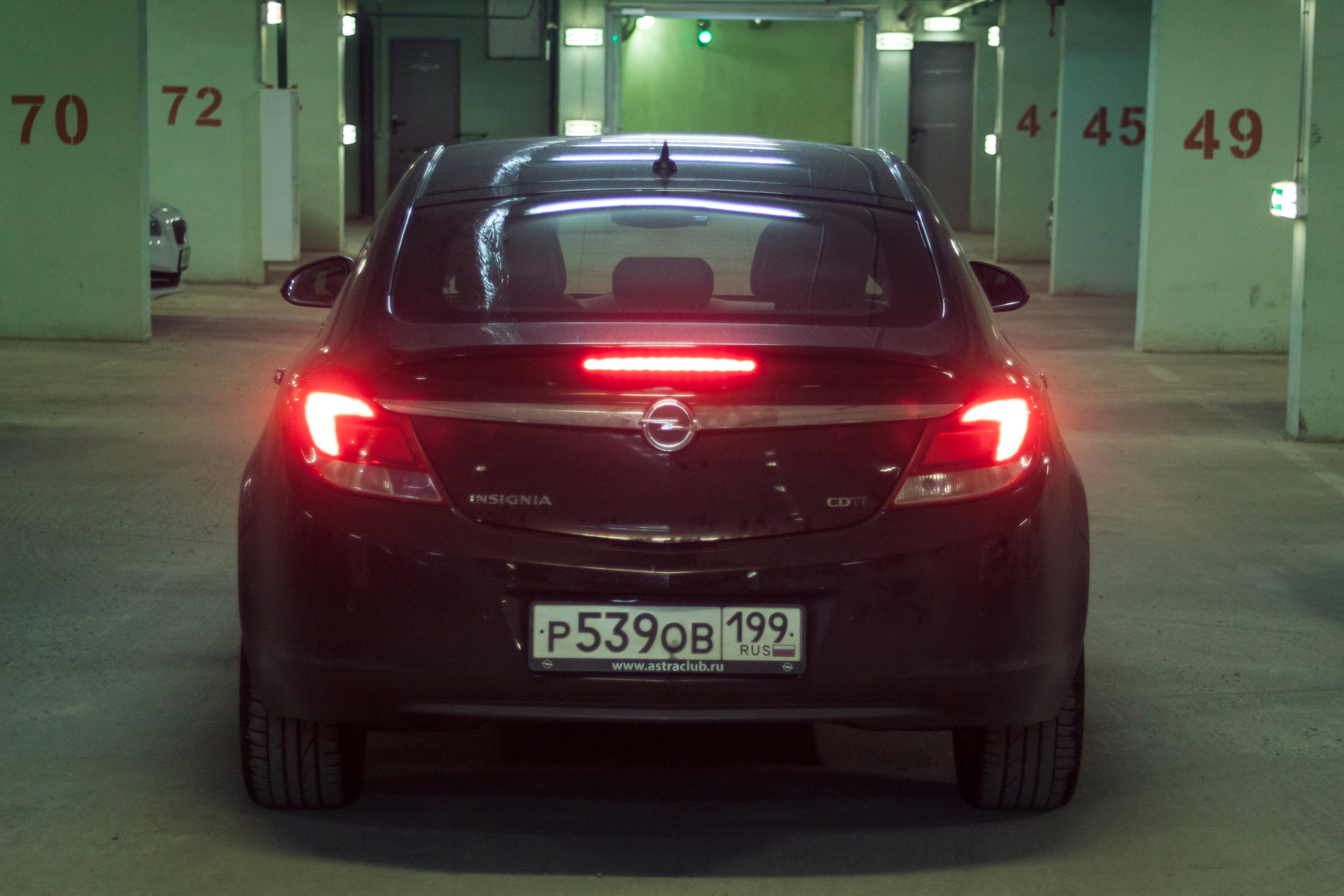 Поменял стоп-сигнал — Opel Insignia Hatchback, 2 л, 2011 года | своими  руками | DRIVE2