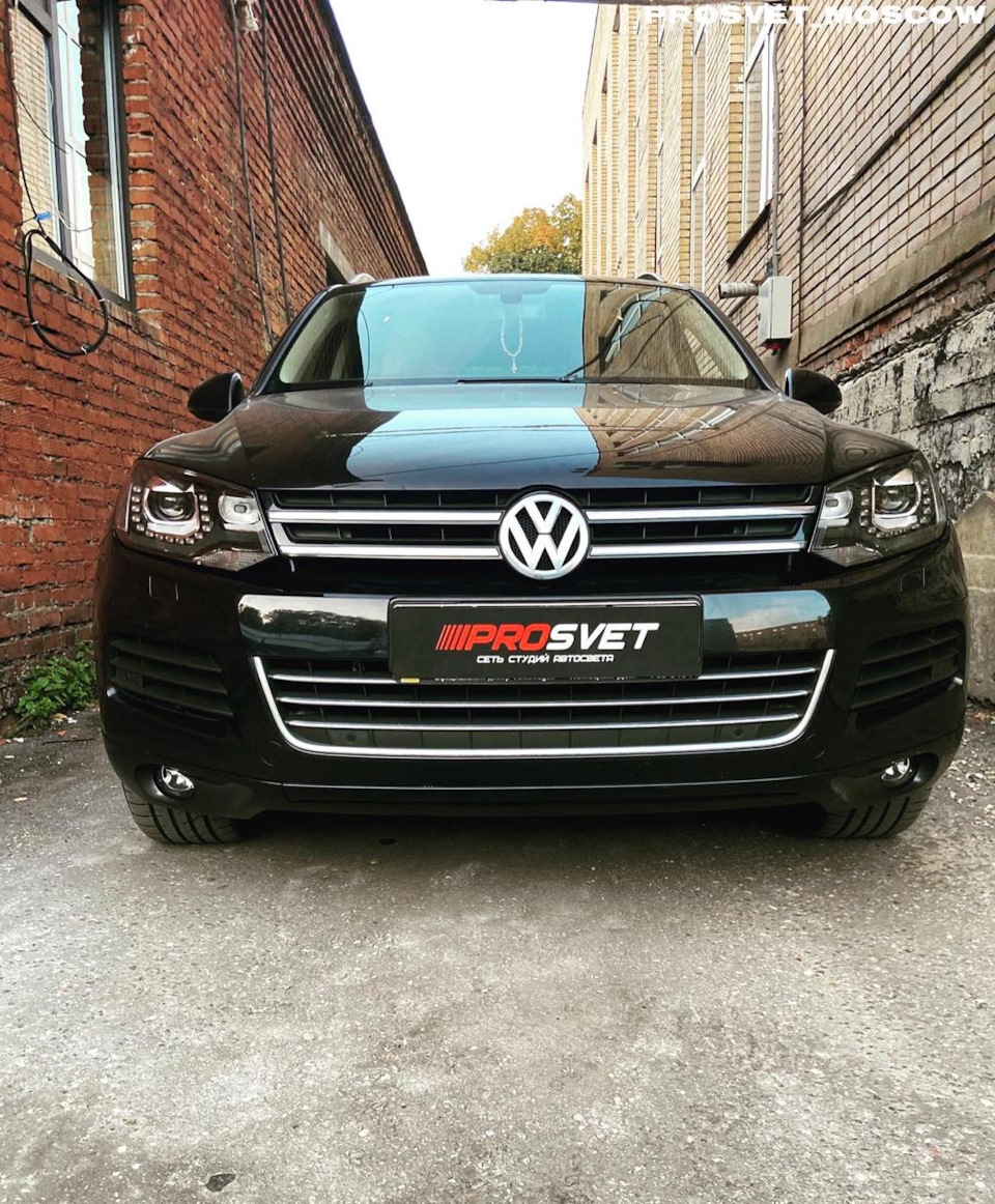 Volkswagen Touareg NF -Замена линз с сохранением функции адаптивного ...