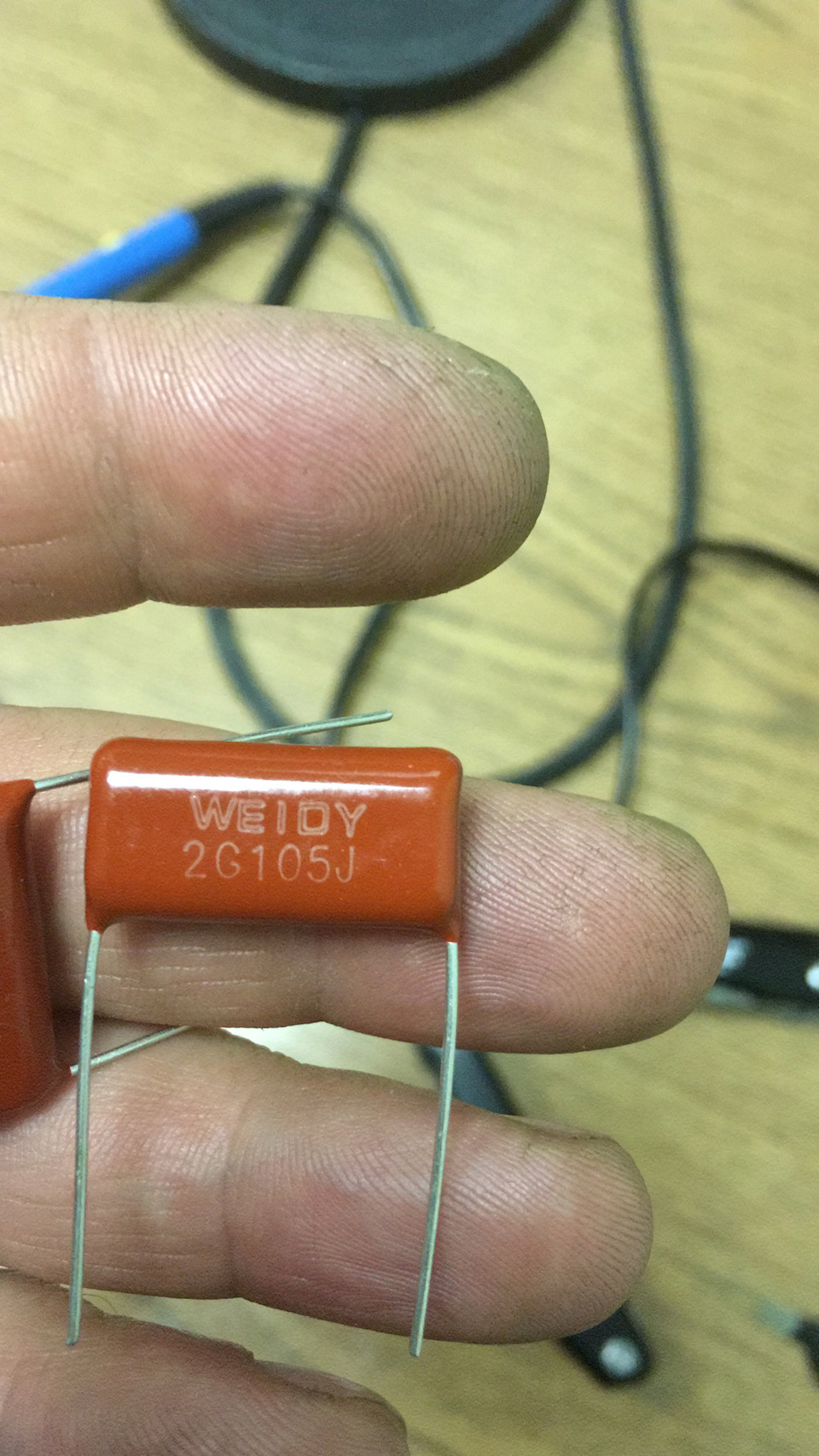 Установка нештатной магнитолы Alpine CDA-137BTi — Audi A6 (C5), 2,8 л ...